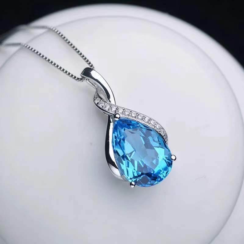 Buycenter Natural Topaz Pendant Necklace - Elegant Clavicle Jewelry for Women - Buy Center