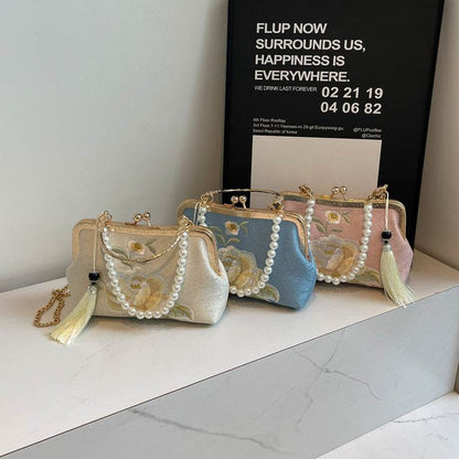 Buycenter Embroidered Han Chinese Crossbody Bag - Stylish Shell Shape - Buy Center