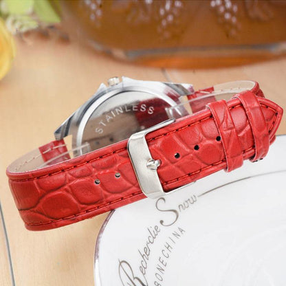 Fashion Belt Roman Scale Gear Watch - Stylish Quartz Bracelet for Women - Buy Center