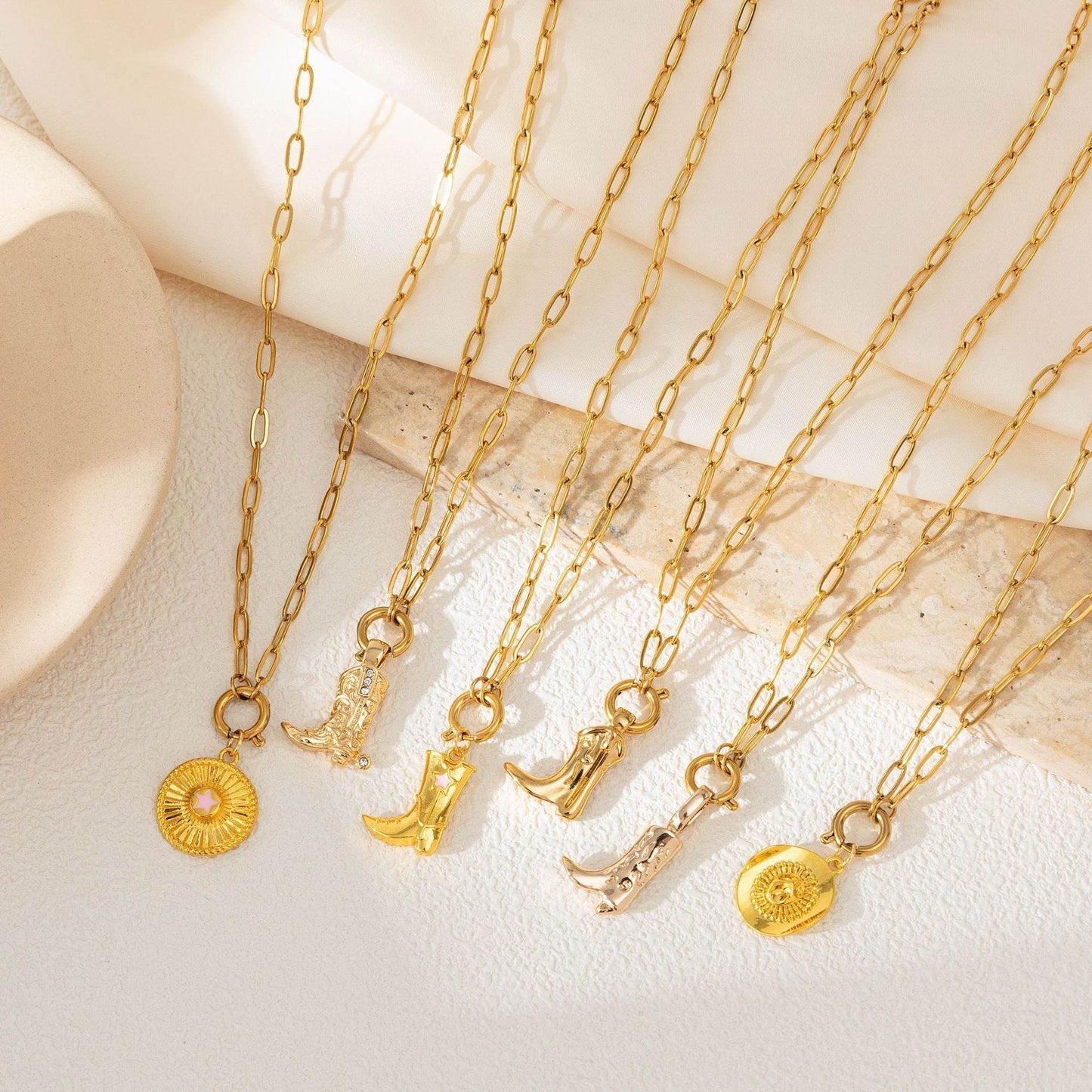 Fashion Boots Gold Pendant Necklace - Pentagram & Cowboy Hat Design - Buy Center