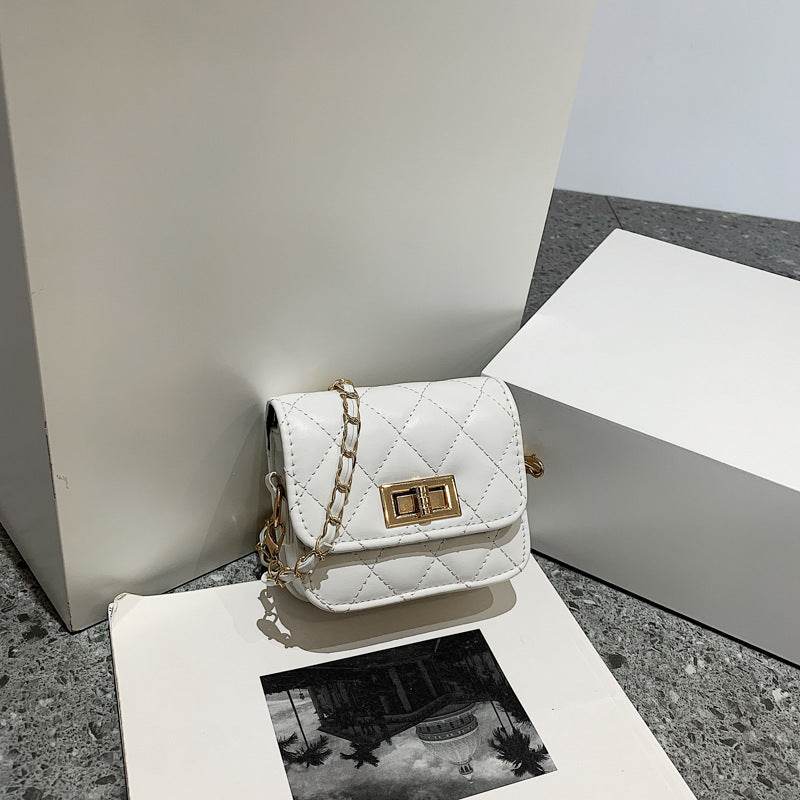 Buycenter Women's Casual Diamond Chain Messenger Bag - Stylish Evening Accessory - Buy Center