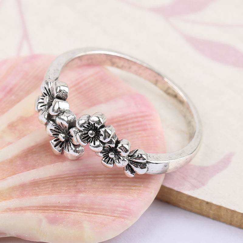Women's Retro Red Zircon Ring - Vintage Flower Design Engagement Jewelry - Buy Center